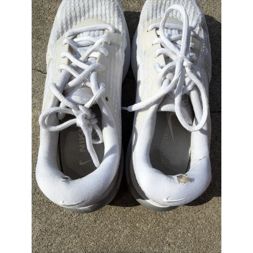 Nike Journey Run Womens Road Running Shoes FJ7765-102 Sz 8.5